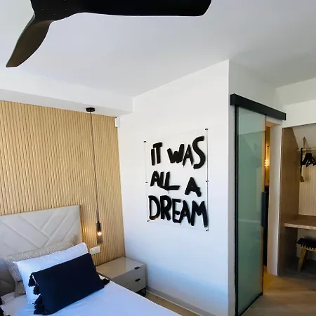 Apartamento Palm Breeze Beachfront